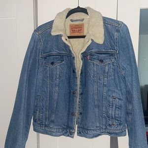 Levi’s original sherpa trucker jacket